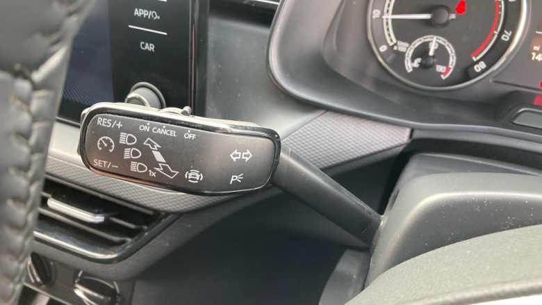 Skoda Kamiq 1.0 TSI 110 SE 5dr DSG Petrol Hatchback